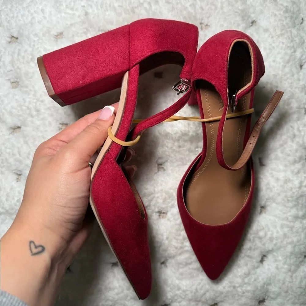 Nordstrom Rack | Prisha Pointed Toe Pump - Picture 3 of 6